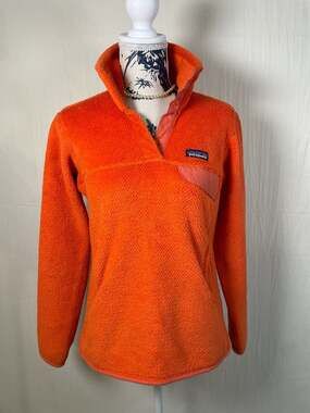 Patagonia Women's Re-Tool Snap-T Fleece Pullover Orange Size S